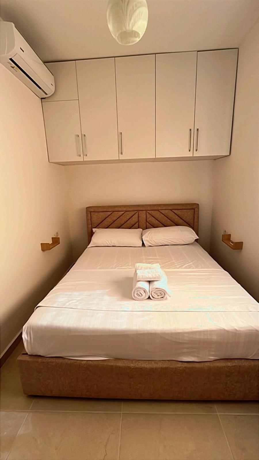 Vila Luani Vlorë エクステリア 写真