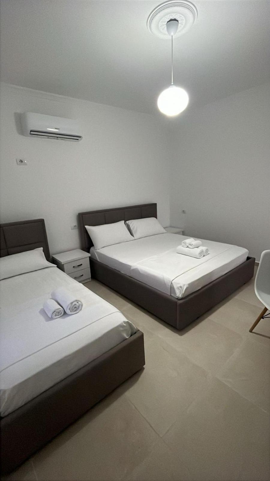 Vila Luani Vlorë エクステリア 写真